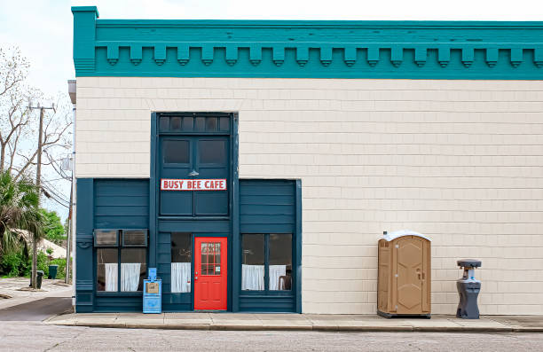 Portable Toilet Options We Offer in Hapeville, GA